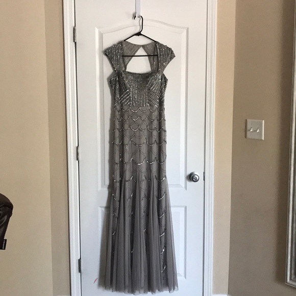 Cache Silver beaded and sequence gown (6) - Picture 6 of 8
